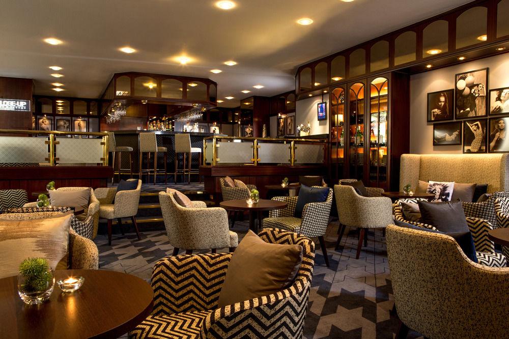 Renaissance Duesseldorf Hotel エクステリア 写真