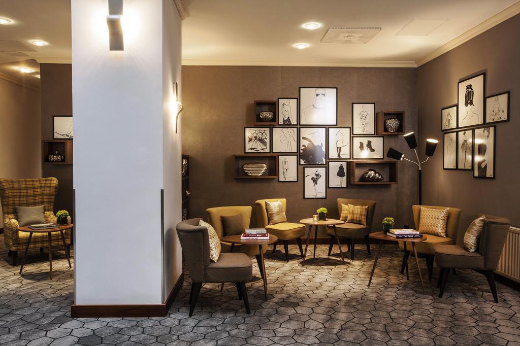 Renaissance Duesseldorf Hotel エクステリア 写真