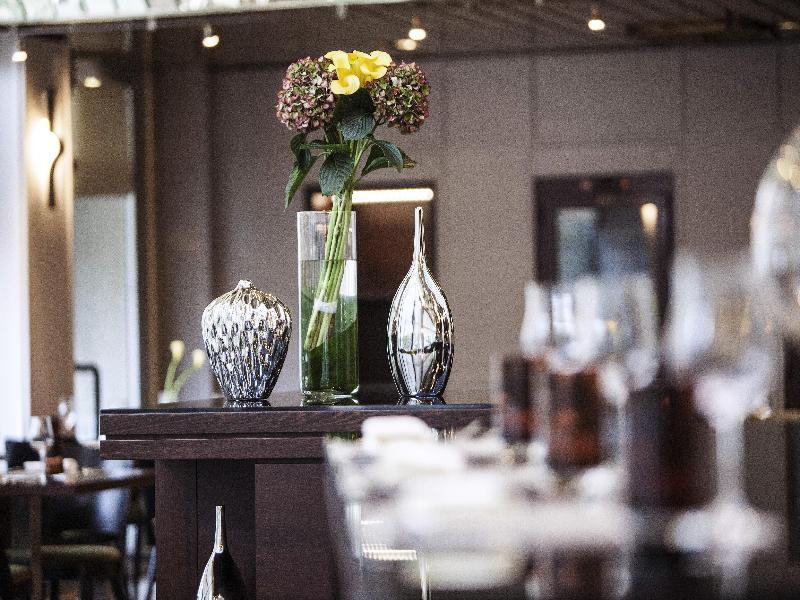 Renaissance Duesseldorf Hotel エクステリア 写真