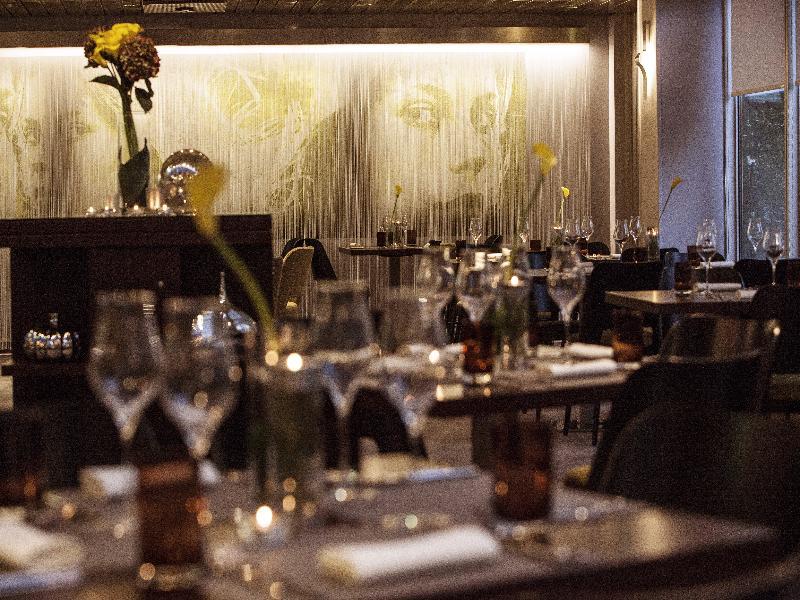 Renaissance Duesseldorf Hotel エクステリア 写真
