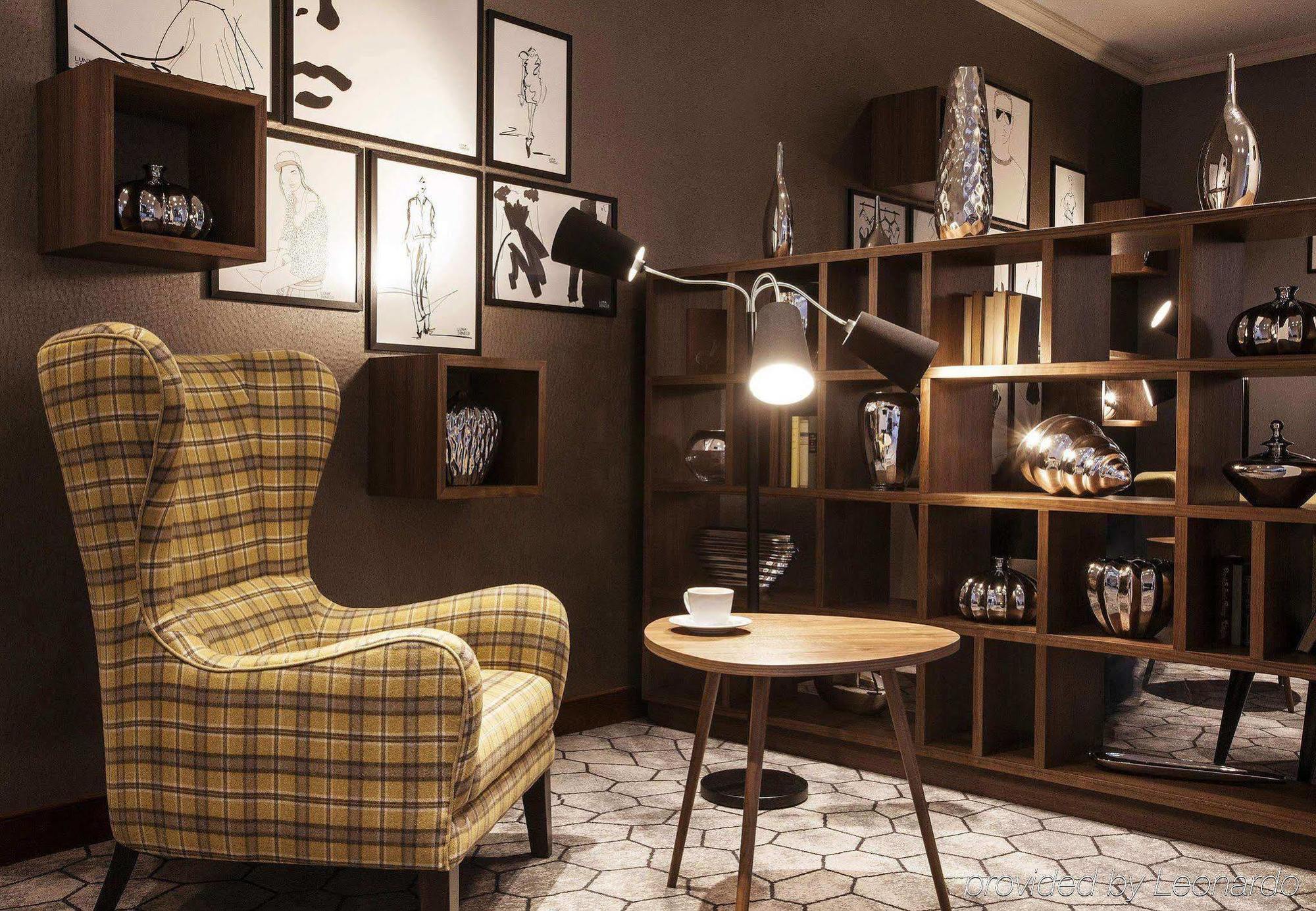 Renaissance Duesseldorf Hotel エクステリア 写真
