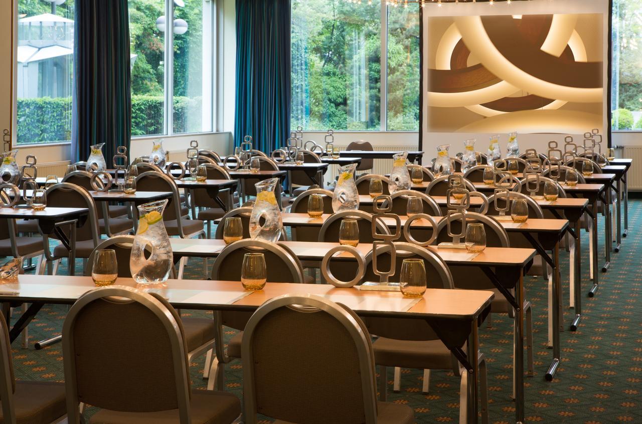 Renaissance Duesseldorf Hotel エクステリア 写真