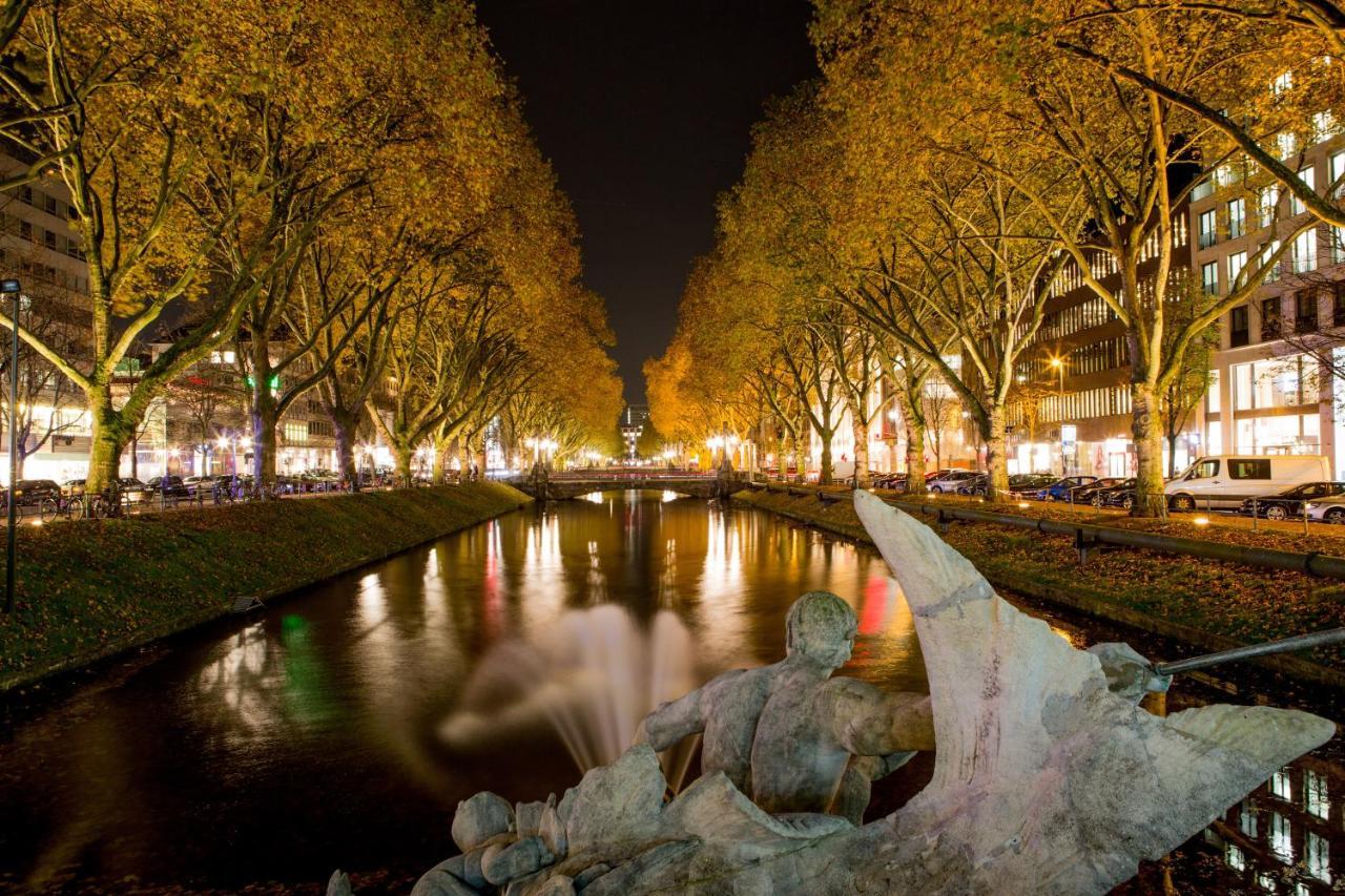 Renaissance Duesseldorf Hotel エクステリア 写真