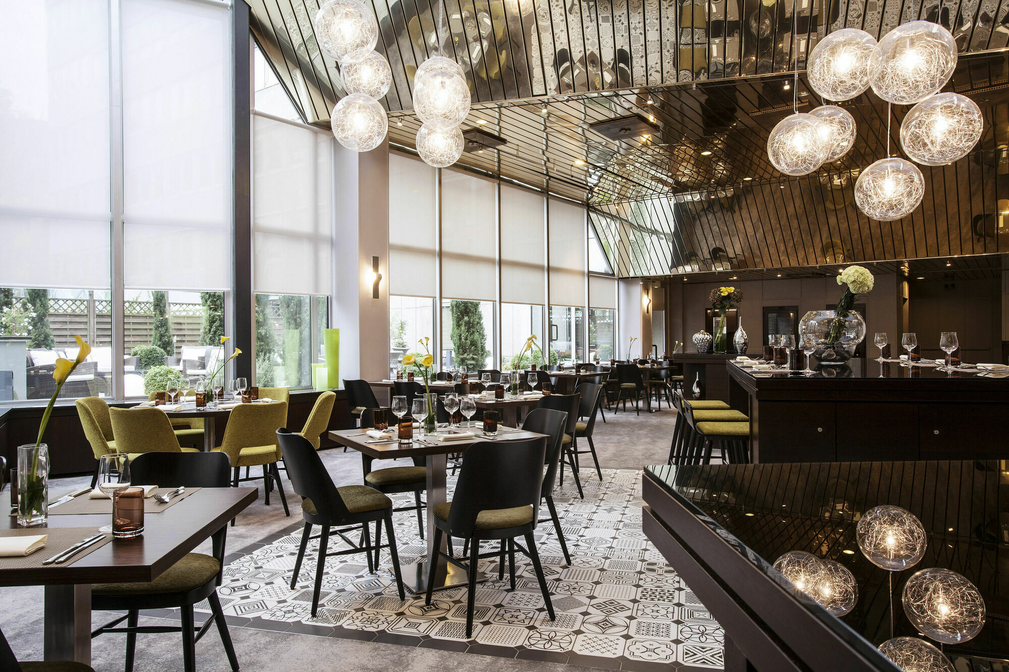 Renaissance Duesseldorf Hotel エクステリア 写真